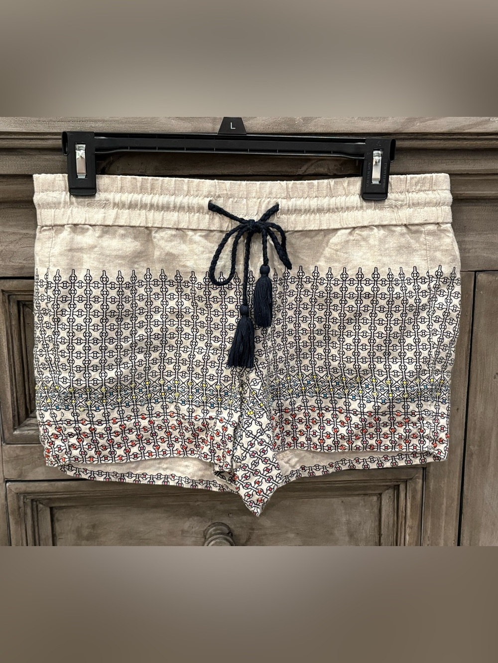 EUC Women’s LOFT Tan Beaded Linen Pull On Shorts (XS)
